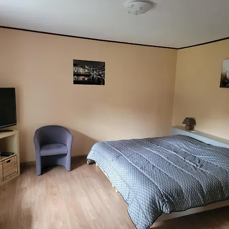 L'oree Du Bois Apartment *